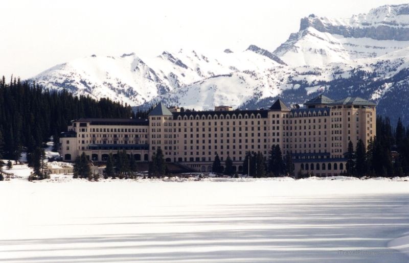 Banff national park hotel Lake Louise ice snow